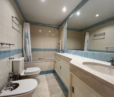 2 room luxury Flat for rent in Estoril, Cascais, Lisbon - Photo 2