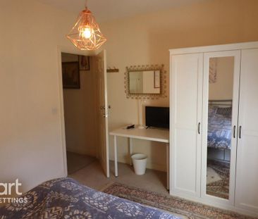 1 bedroom in a house share to rent - Photo 5