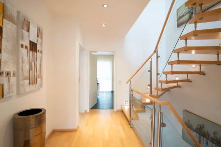 Ein Traum vom Haus und herrliche Familienlage - Photo 2