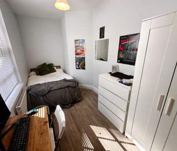 6 bedroom duplex to rent - Photo 1