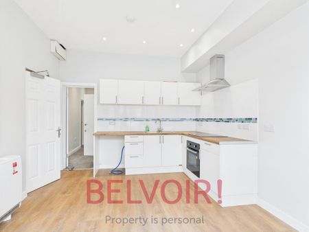 2 bedroom flat to rent - Photo 3