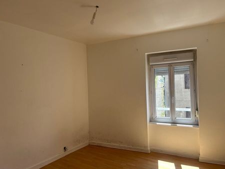 T4 Cours-la-Ville - Photo 3