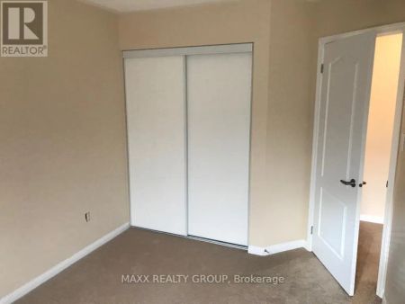 5 MCCANDLESS CRT COURT - Photo 4