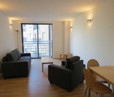 2 bedroom apartment to rent - Photo 2