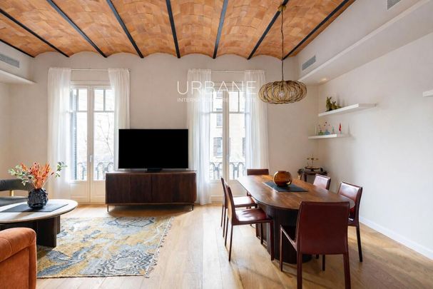 Piso de lujo de 2 habitaciones en el Eixample - Photo 1