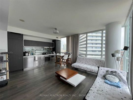 For Lease - 45 Charles Street Unit# 2910, Toronto, Ontario - Photo 1