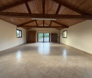 Location Maison 6 pièce(s) - 199 m² - Photo 4