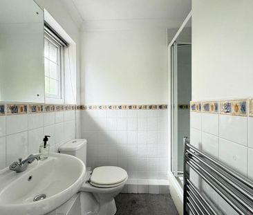 3 bedroom end of terrace house to rent - Photo 5