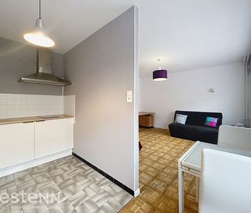 Location Appartement 1 pièce 32m² - Photo 2