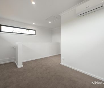 2/5 Claude Street, BAYSWATER - Photo 3