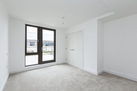 3 bedroom apartment to rent - Photo 4