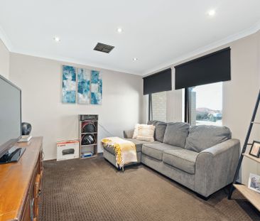 Spacious 4 bedroom Home in Settlers Hill! - Photo 2