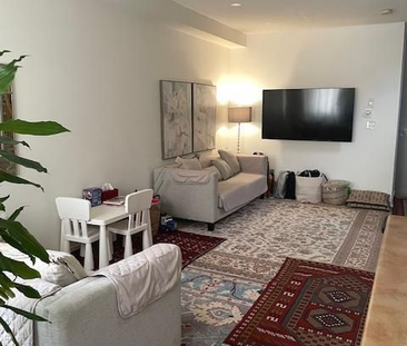 For Lease - 3480 Fountain Park Avenue, Mississauga, Ontario - Photo 4