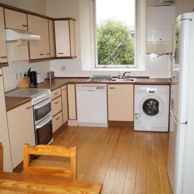 4 bedroom apartment to rent - Photo 1