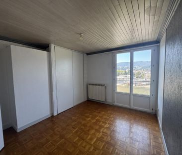 Location Appartement 4 pièces CHAMBERY 73000 - Photo 2