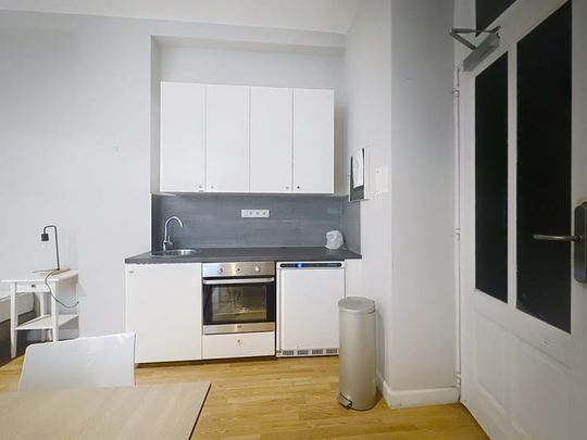 Appartement te huur - Photo 1