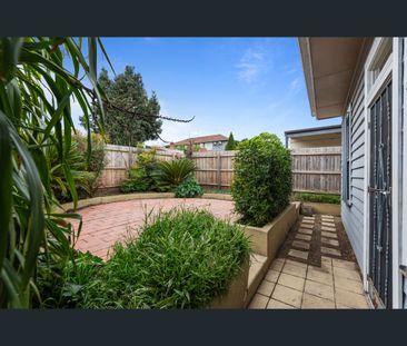 13 Gladstone Street, Windsor, Vic 3181 - Photo 6