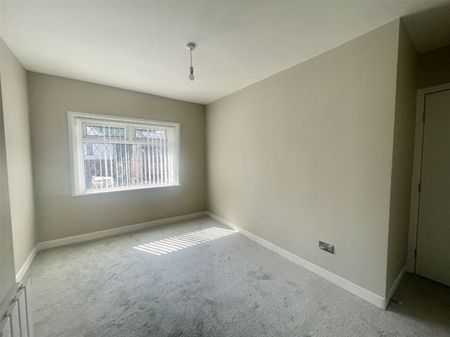 Gloucester Street, Atherton, Manchester - Photo 2