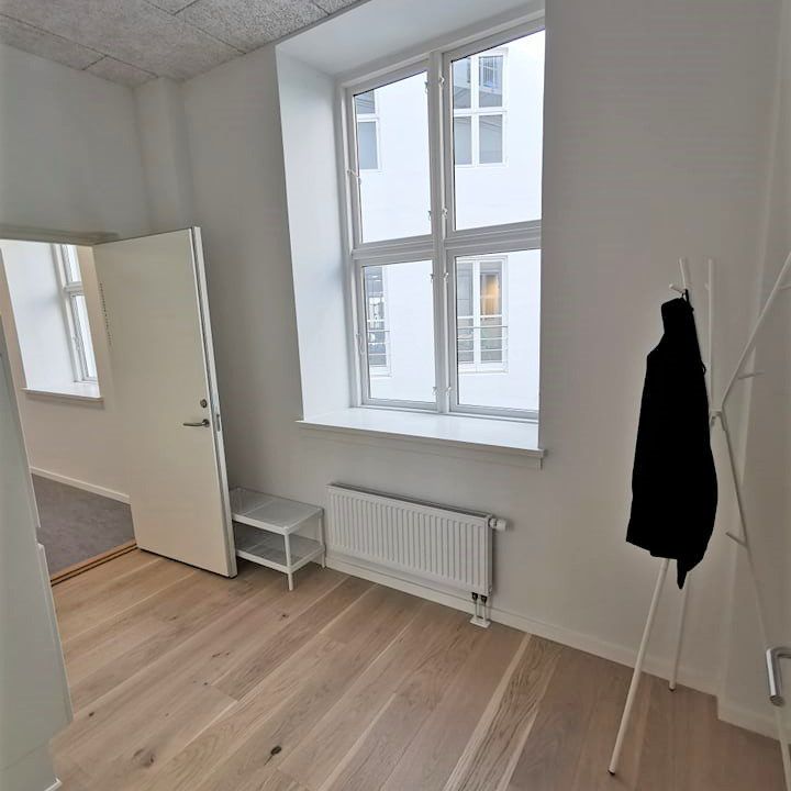 Stor, attraktiv og eksklusiv lejlighed i Odense C - Stålstræde - Photo 1