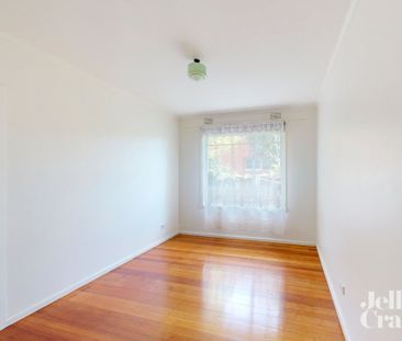 6 Victoria Street, Box Hill - Photo 5