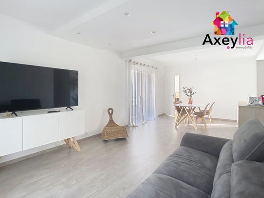 A LOUER - ROANNE CENTRE - APPARTEMENT T4 AVEC DEUX CHAMBRES, DEUX BALCONS, CAVE ET STATIONNEMENTS GRATUITS - Photo 1