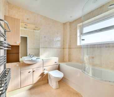 4 bedroom house to rent - Photo 2
