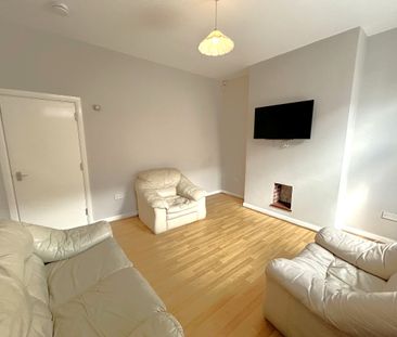 4 bedroom house share to rent - Photo 3