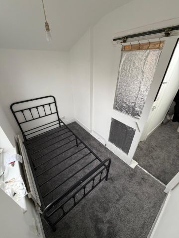 4 Bed Terraced House, Belmont Park Road, E10 - Photo 3