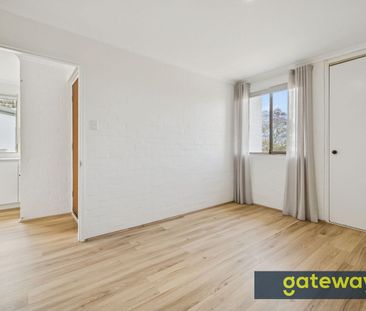 Embrace Stylish Modern Apartment Living in South Perth - Photo 6