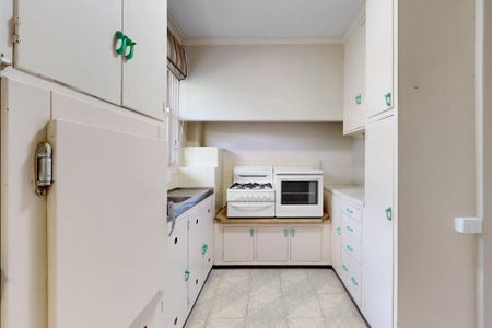 Modern One-Bedroom Apartment in Prime St Kilda Road Location. - Photo 5