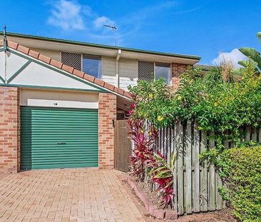 Spacious Three Bedroom House In Burleigh Waters! - Photo 4