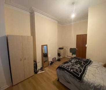 2 bedroom private hall to rent - Photo 4