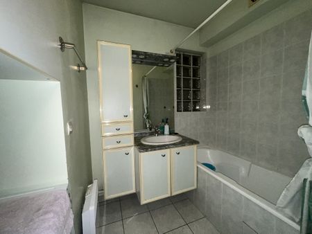 Location Appartement 2 pièces 38m² SAVIGNY SUR ORGE 91600 - Photo 5