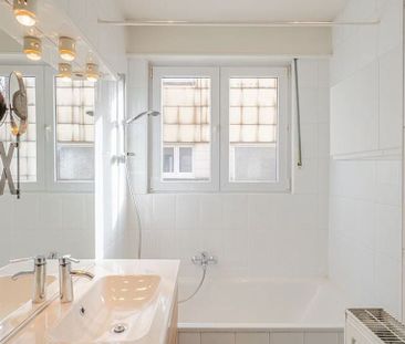 Appartement te huur in Wilrijk voor € 850 met 2 slaapkamers - Foto 2