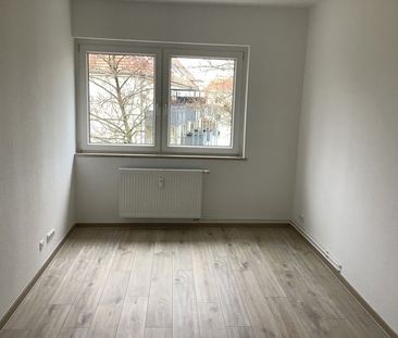 Vierzimmer suchen einen neuen Mieter - Foto 1
