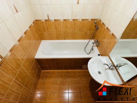 Pronájem prostorného bytu 3+1 se zasklenou lodžií, 83 m - Photo 4