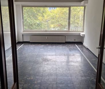 Appartement te huur - Photo 1