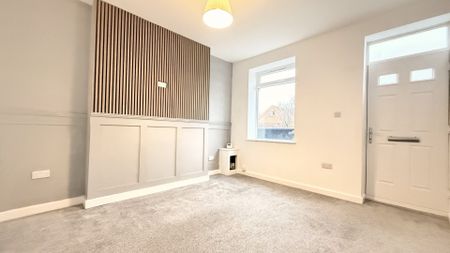 BirchwoodLane, Somercotes, Alfreton - Photo 2