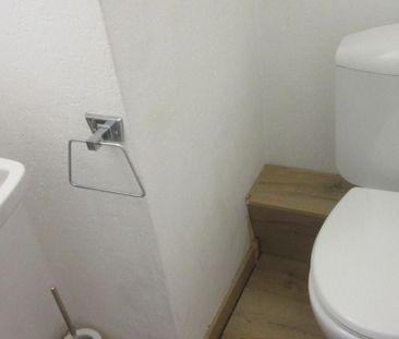 Appartement te huur in Sint-Kruis voor € 800 met 2 slaapkamers - Photo 3