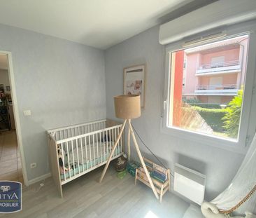 Location Appartement 3 pièces 53m² MILLAU 12100 - Photo 3