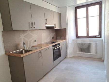 3-ROOM APARTMENT UPPER GROUND FLOOR 90 M2 RENOVATED - Foto 2