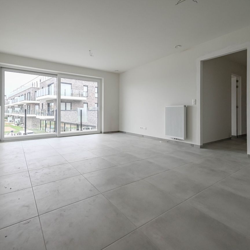 Nieuwbouwappartement met twee slaapkamers in hartje Emelgem - Photo 1