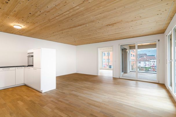 Helle 3.5-Zimmer mit Balkon zu vermieten - Photo 1