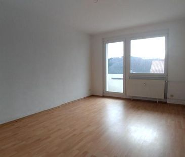 3-Raum-Wohnung mit Blick über Elsterberg mit Balkon - Photo 1