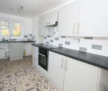 small.property-address__title - Photo 6