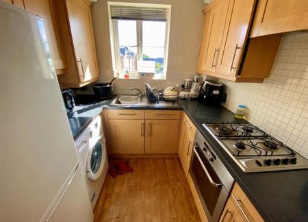 2 bedroom apartment to rent - Photo 4