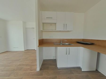 Location Appartement 3 pièces 60m² LA VILLE AUX DAMES 37700 - Photo 4