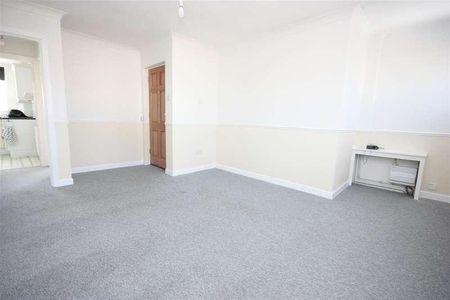 The Finches, Weymouth, DT3 - Photo 2