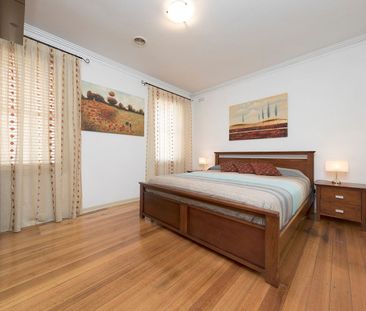 Close To Everything - Photo 2