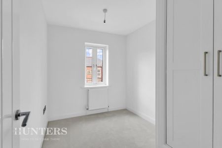 4 bedroom House To Let Total Size: 1103 SQ FT - Photo 5